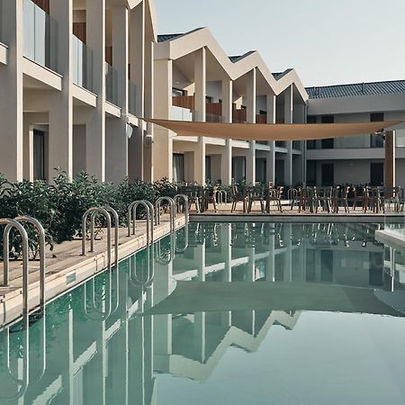 Aqua Bay Suites Plános エクステリア 写真
